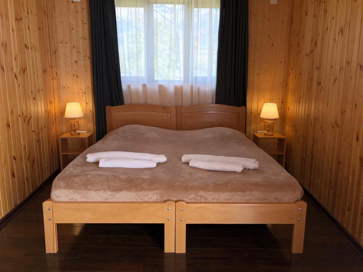 Guest House Keti Margiani Mestia Eksteriør bilde